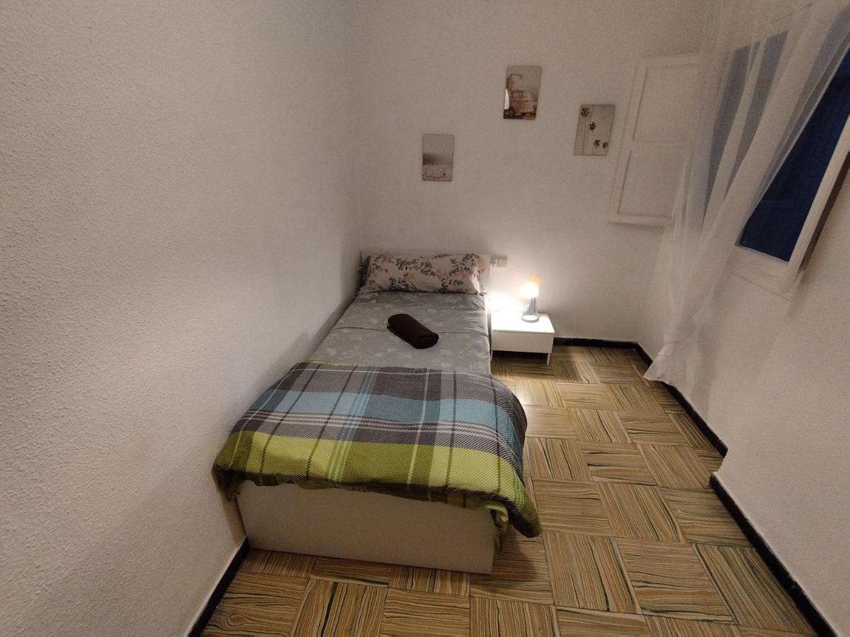 Habitaciones Cerca Del Centro Alicante Luaran gambar